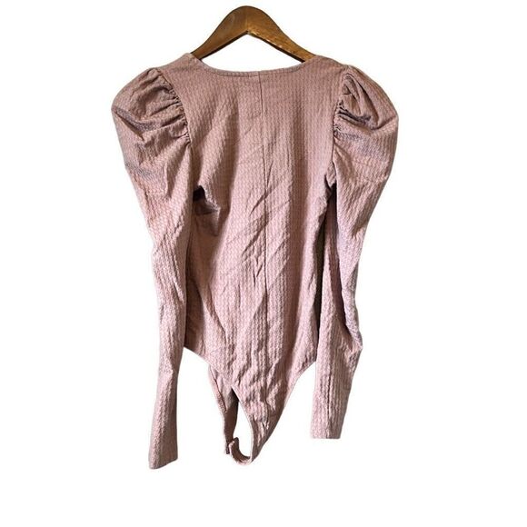 Wild Fable Bodysuit Top Womens Small Pink Textured Puff Sleeve V Neck - Picture 6 of 6